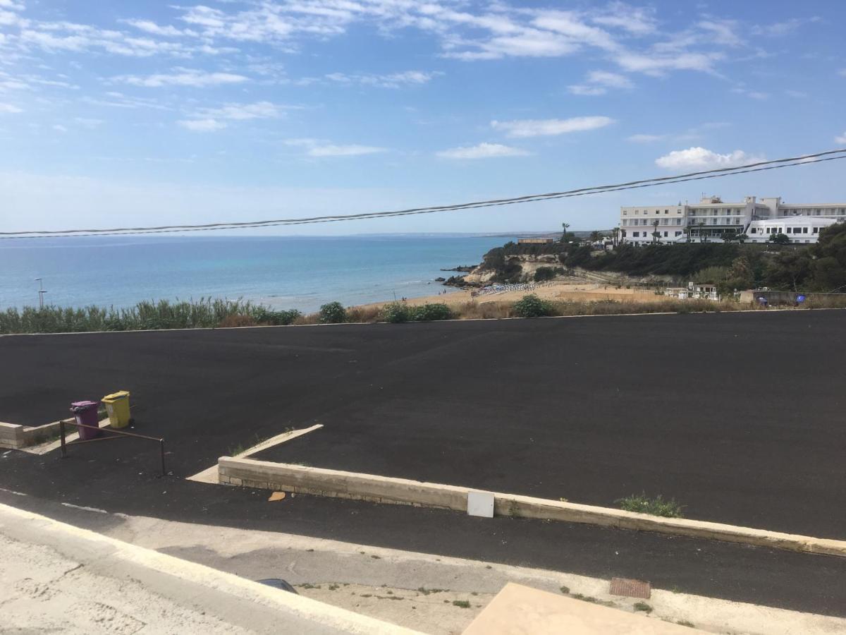 Lido di Noto Nilla Apartments מראה חיצוני תמונה